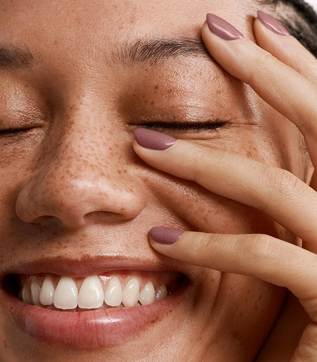 Pink Gellac - Warm Marsala - Gellak - Vegan - Bruin - Shimmer Finish - 15 Ml 4 Pink Gellac - Warm Marsala - Gellak - Vegan - Bruin - Shimmer Finish - 15 Ml - Afbeelding 2