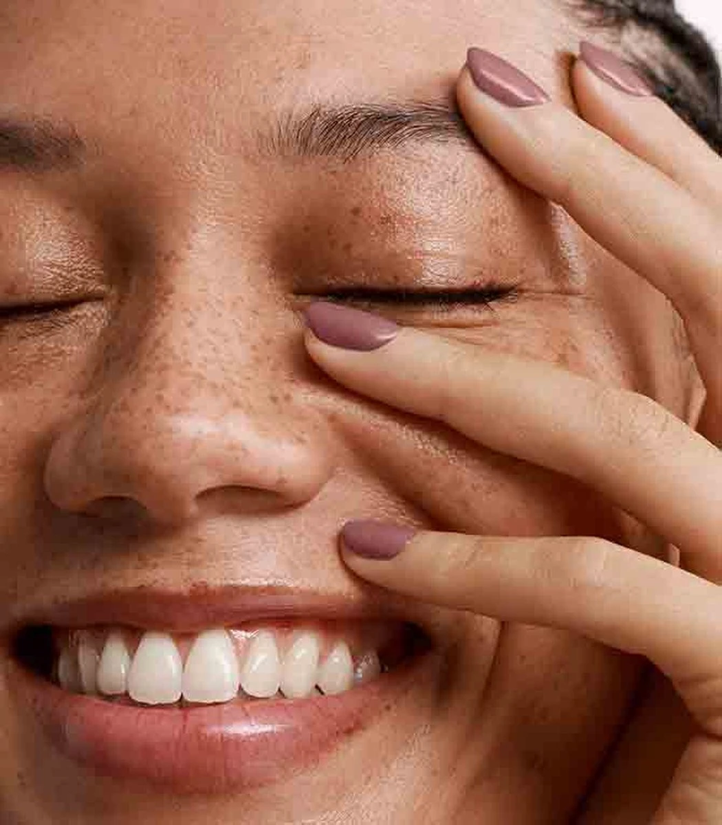 Pink Gellac - Warm Marsala - Gellak - Vegan - Bruin - Shimmer Finish - 15 Ml 5 Pink Gellac - Warm Marsala - Gellak - Vegan - Bruin - Shimmer Finish - 15 Ml - Afbeelding 3