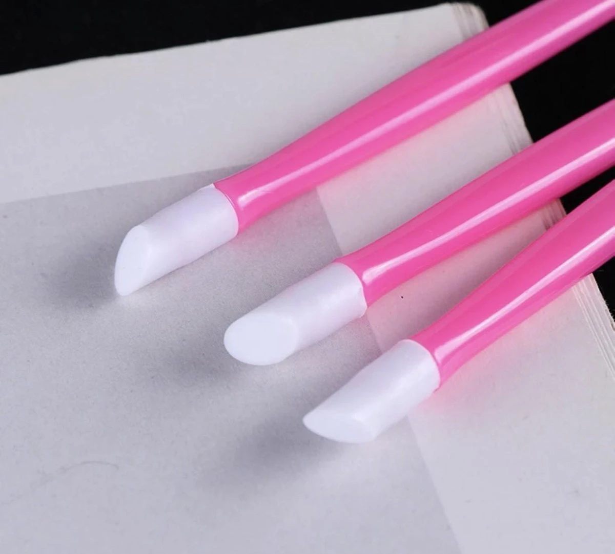 Merkloos Bokkenpoot - Cuticle Pusher - Cuticle Care - Nagelriemverzorging 4 Merkloos Bokkenpoot - Cuticle Pusher - Cuticle Care - Nagelriemverzorging - Afbeelding 3