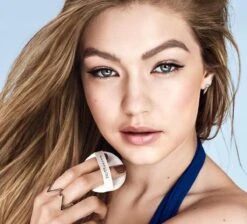 Maybelline Dream Cushion Foundation - 60 Caramel - Foundation -Cosmetische Kortingen Winkel 1200x1086