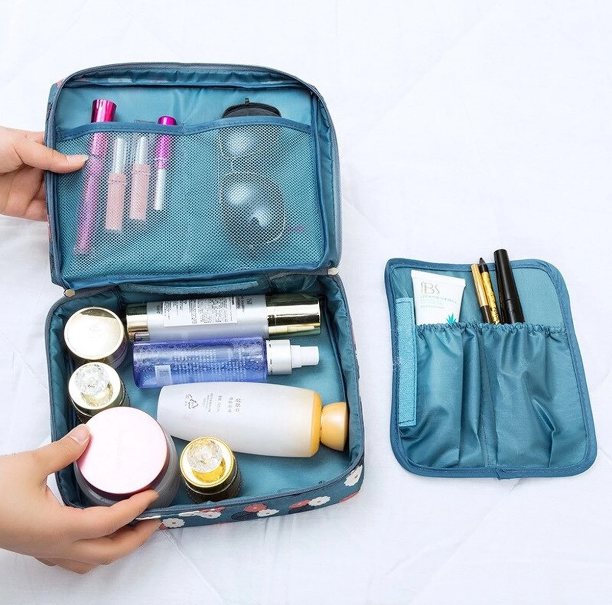 Merkloos Reis Toilet Bag Make Up Organizer - Toillettas - Cosmetica Etui - Travel Organizer - Reisartikelen - Reizen Accessoires 5 Merkloos Reis Toilet Bag Make Up Organizer - Toillettas - Cosmetica Etui - Travel Organizer - Reisartikelen - Reizen Accessoires - Afbeelding 3