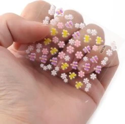 GUAPÀ® Nail Art Stickers 30 Vellen | Zelfklevende Nagelstickers & Nageldecoratie | Diverse Vormen | Nail Art Bloemen | Nail Art Hartjes | Nagel Sjablonen -Cosmetische Kortingen Winkel 1200x1190 24