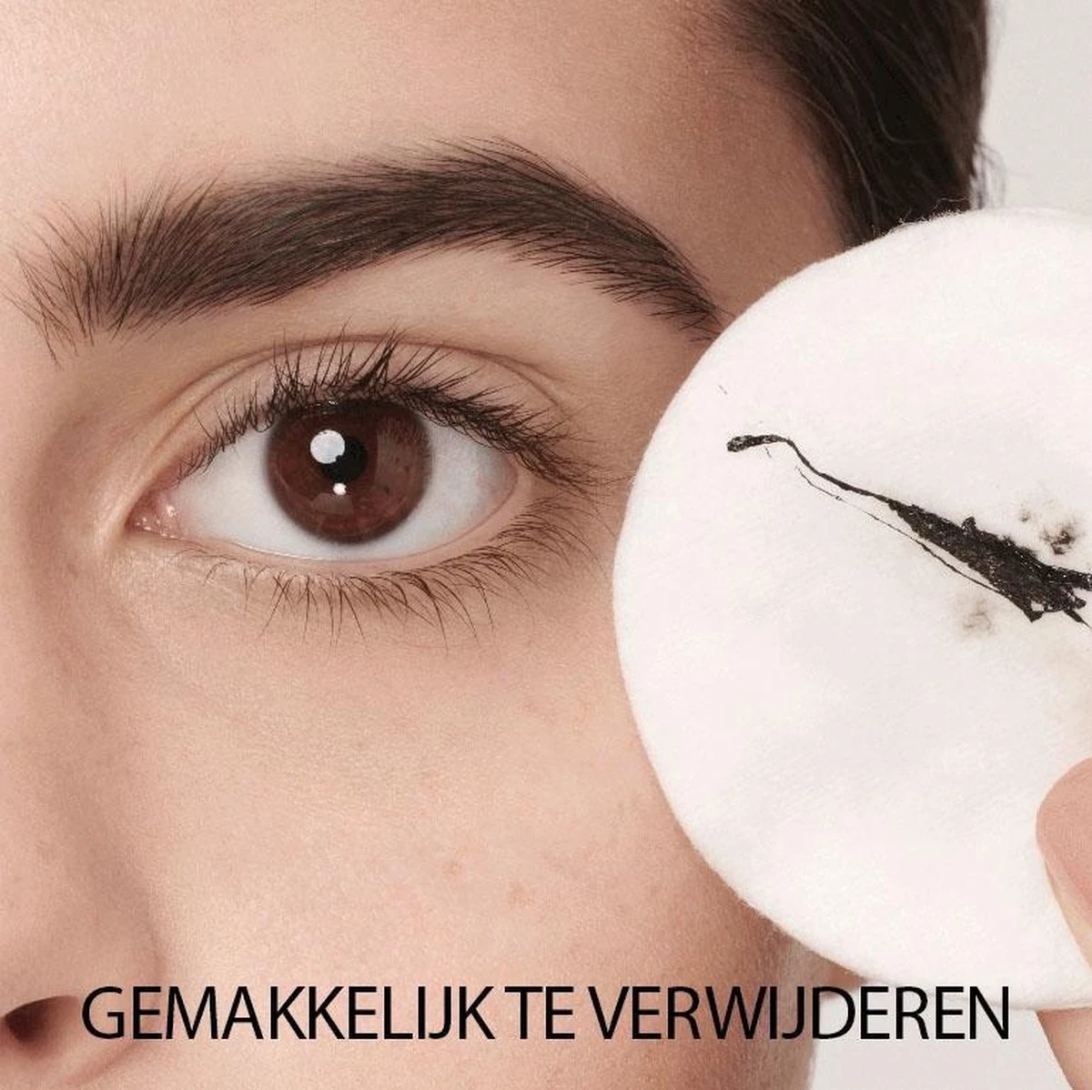 Maybelline New York Tattoo Studio Tattoo Liner - Liquid Ink - 710 Inked Black – Zwart - Ultra Langhoudende Liquid Eyeliner 19 Maybelline New York Tattoo Studio Tattoo Liner - Liquid Ink - 710 Inked Black – Zwart - Ultra Langhoudende Liquid Eyeliner - Afbeelding 17