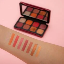 Makeup Revolution - Forever Flawless Dynamic Eyeshadow Palette - Eye Shadow Palette 8 G Dynasty -Cosmetische Kortingen Winkel 1200x1200 1221