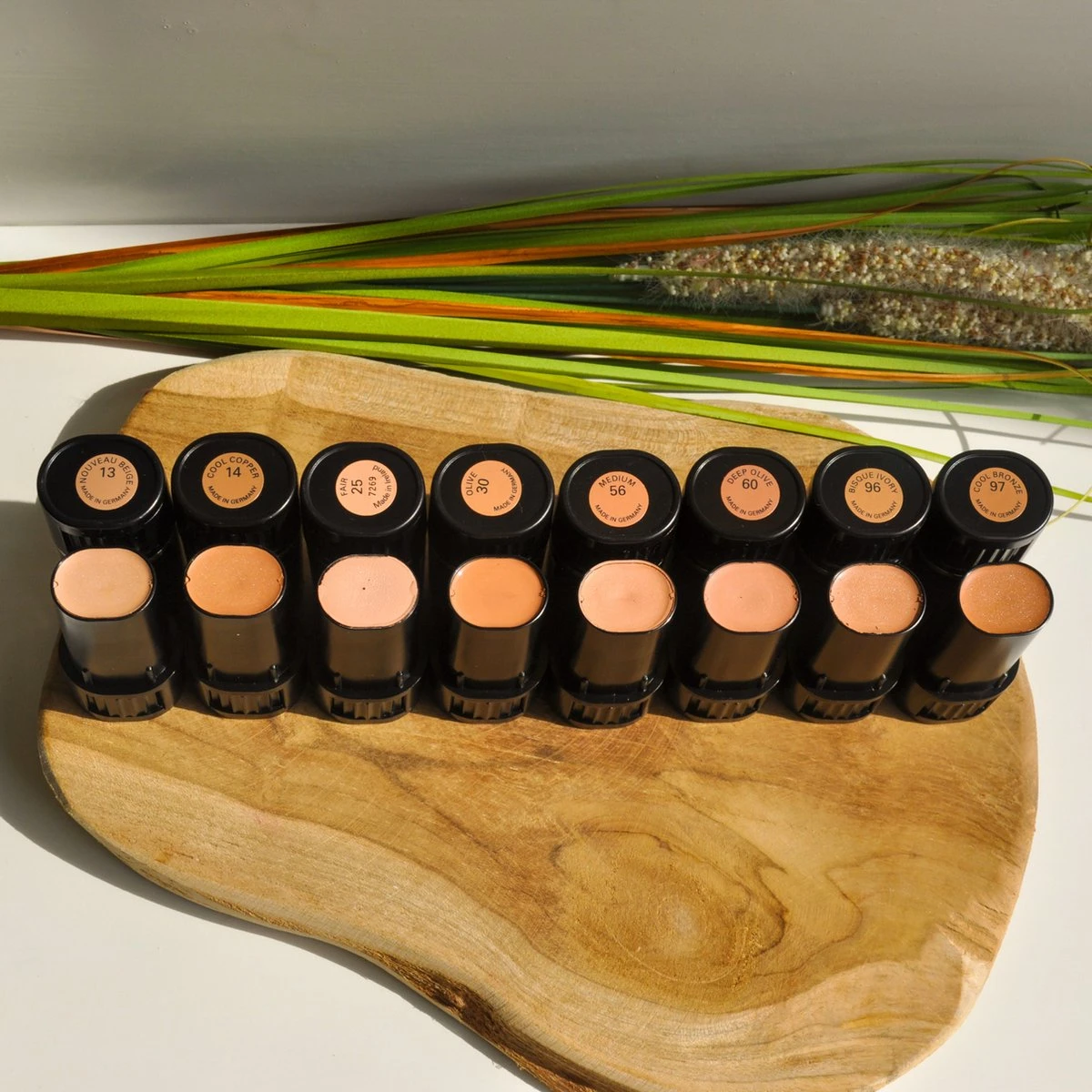 Max Factor Panstik 025 Fair Foundationmake-up Stick Crème 5 Max Factor Panstik 025 Fair Foundationmake-up Stick Crème - Afbeelding 3