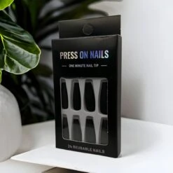 Merkloos Press On Nails - Nep Nagels – Zwart - Matte - Coffin - Manicure - Plak Nagels - Kunstnagels Nailart – Zelfklevend -Cosmetische Kortingen Winkel 1200x1200 2434