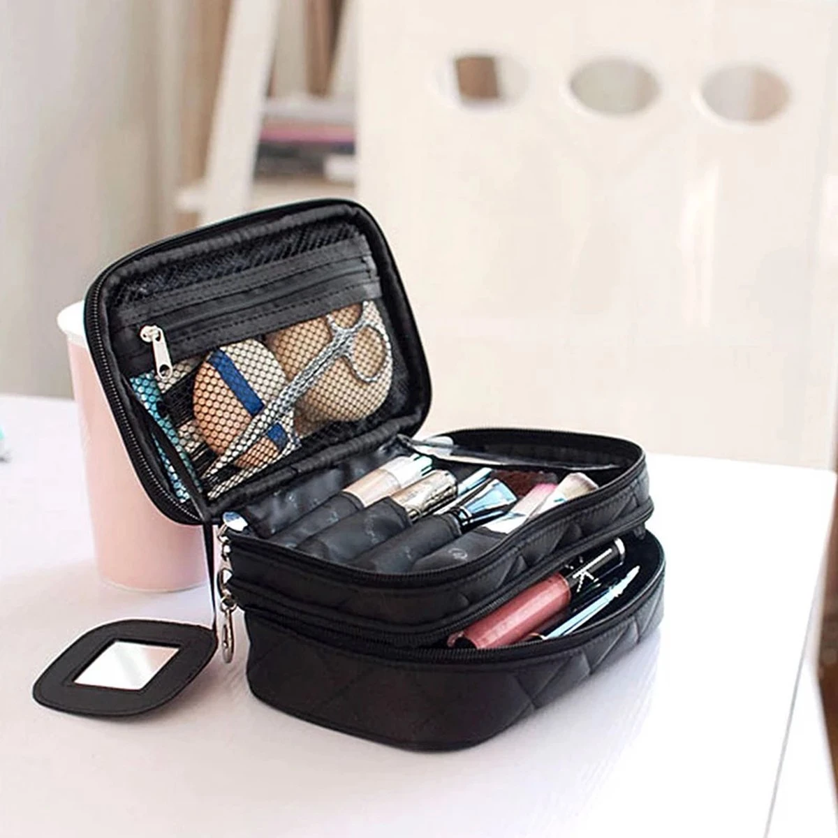 IBright Make-up Tasje Met Spiegel - 2 Lagen - Met Handige Vakjes - Cosmetica Organizer - Toilettas Maat M - Zwart 12 IBright Make-up Tasje Met Spiegel - 2 Lagen - Met Handige Vakjes - Cosmetica Organizer - Toilettas Maat M - Zwart - Afbeelding 10