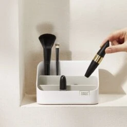 Joseph Joseph Make-up Display - Beige - Sorteervakken -Cosmetische Kortingen Winkel 1200x1200 3022