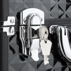 Dreamble Make-up Koffer - Make-up Trolley - Zwart - Rijdbaar - Met Wieltjes - Compact - 8 Vakken - Met Slot - 2 Sleutels 14 Dreamble Make-up Koffer - Make-up Trolley - Zwart - Rijdbaar - Met Wieltjes - Compact - 8 Vakken - Met Slot - 2 Sleutels -Cosmetische Kortingen Winkel 1200x1200 3284