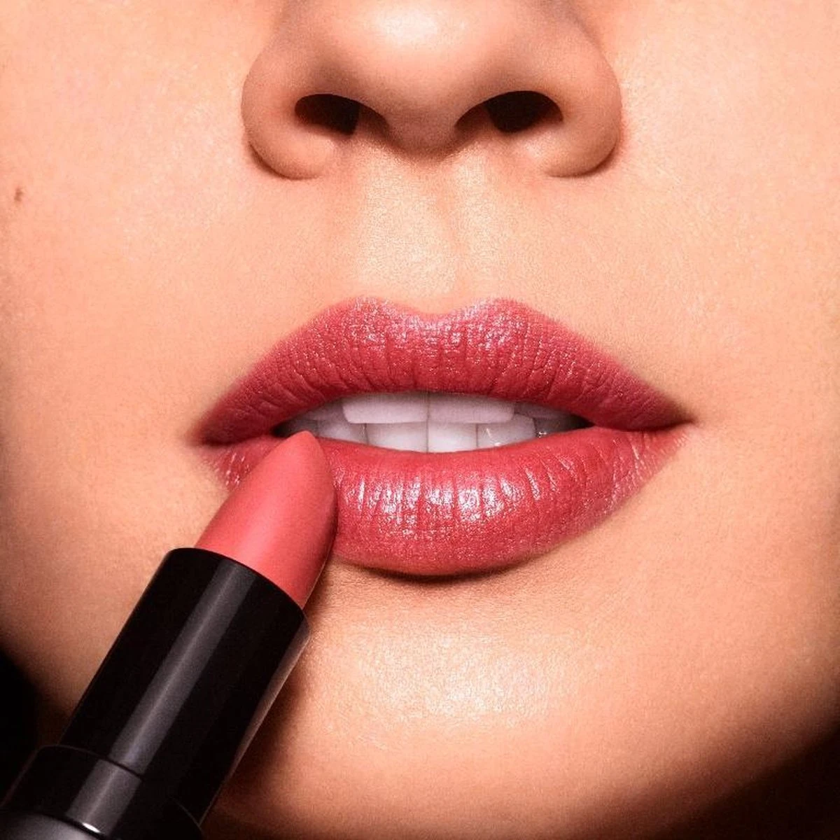 Rimmel London Lasting Finish Lippenstift - 066 Heather Shimmer 9 Rimmel London Lasting Finish Lippenstift - 066 Heather Shimmer - Afbeelding 7