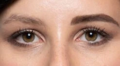 Eyebrow Magic Wenkbrauwpen - Donker Bruin -Cosmetische Kortingen Winkel 1200x666 1