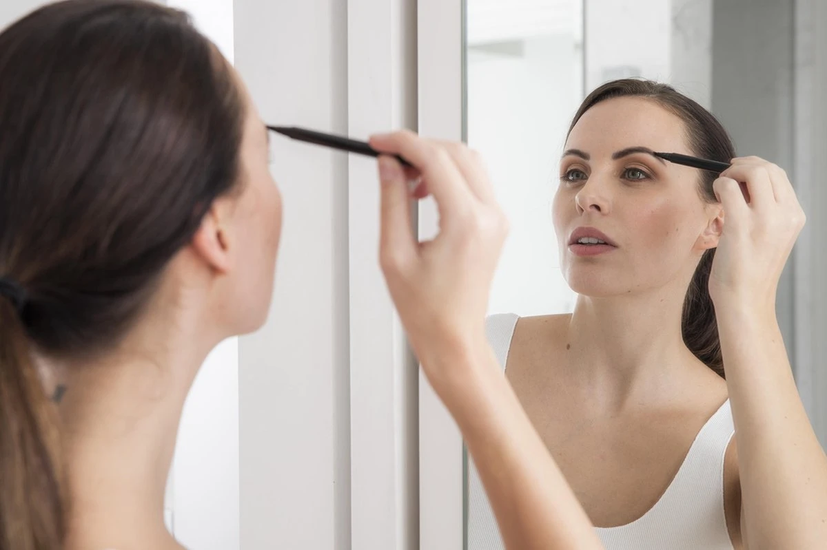 Eyebrow Magic Wenkbrauwpen - Donker Blond - Wenkbrauwpotloden - Microblading 11 Eyebrow Magic Wenkbrauwpen - Donker Blond - Wenkbrauwpotloden - Microblading - Afbeelding 9