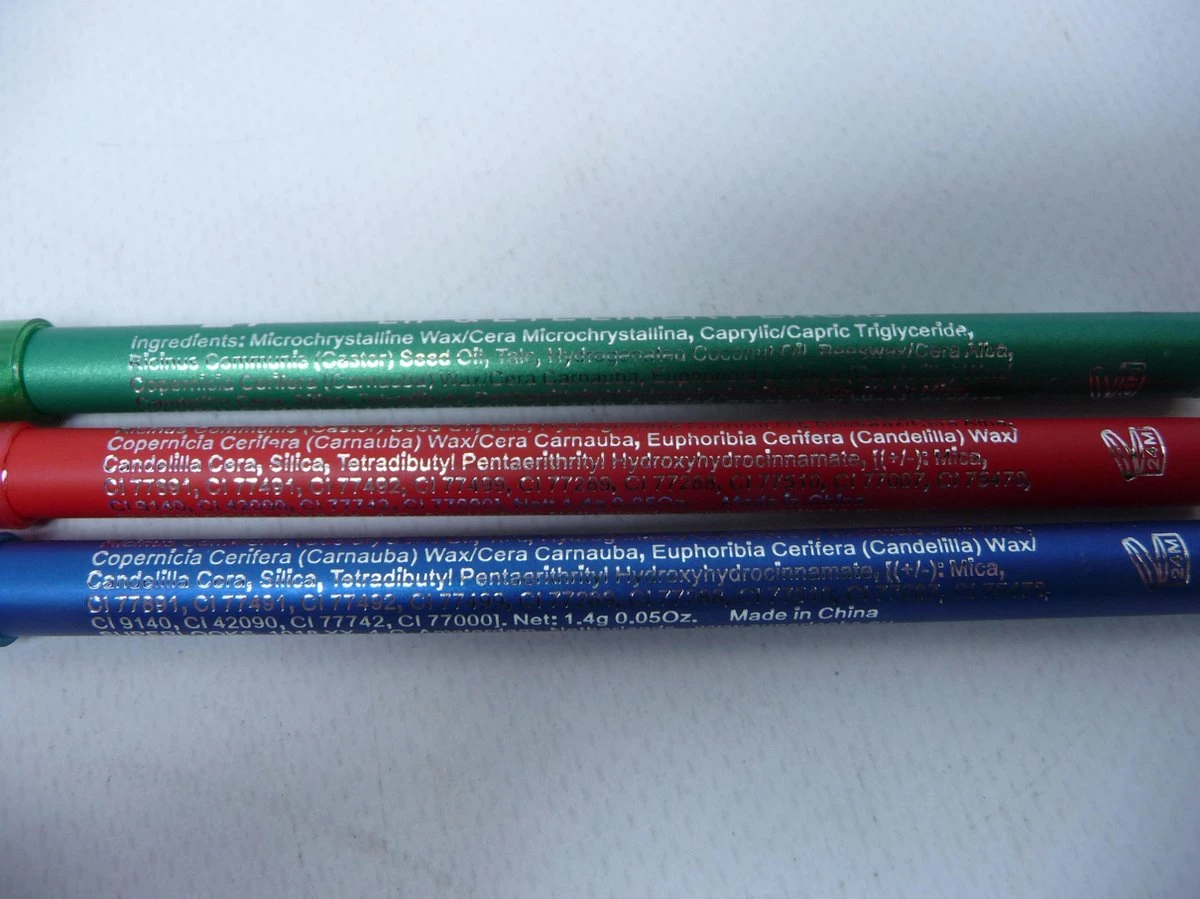 Superlooks Lip & Eyeliner Potloden Met Sluitcap Assortiment Set Van 12 Stuks Verschillende Kleuren, Watervast. 6 Superlooks Lip & Eyeliner Potloden Met Sluitcap Assortiment Set Van 12 Stuks Verschillende Kleuren, Watervast. - Afbeelding 4