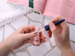 Herome Combi-Pack Voedende Nagelolie & Ridge Filling Base Coat (Nourishing Nail Oil & Ridge Filling Base Coat) - Herstelt Nagels, Maakt De Nagels Veerkrachtig & Vult Oneffenheden Op. Maakt De Nagel Egaal En Glad - 2*10ml. -Cosmetische Kortingen Winkel 1200x900 22