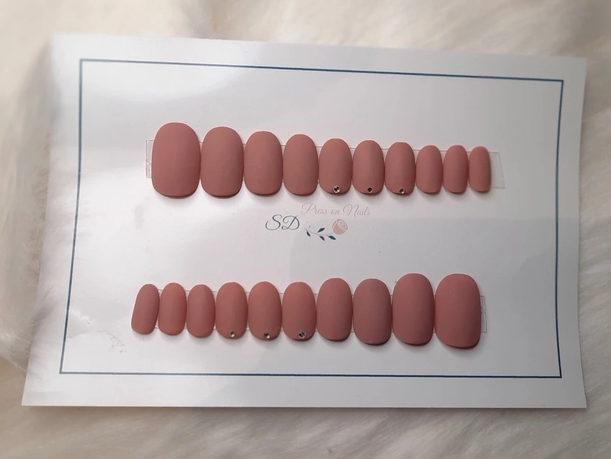 SD Press On Nails - B-Series - Plaknagels - Gelnagels - Handgemaakt - 20 Stuks - B40 - Nude Nagels - Matte Nagels - Nepnagels Met Lijm - Korter Rond - Accessoires - Nagelstudio - Gellak - Nageltips - Nagelset - Nail Art 4 SD Press On Nails - B-Series - Plaknagels - Gelnagels - Handgemaakt - 20 Stuks - B40 - Nude Nagels - Matte Nagels - Nepnagels Met Lijm - Korter Rond - Accessoires - Nagelstudio - Gellak - Nageltips - Nagelset - Nail Art - Afbeelding 2