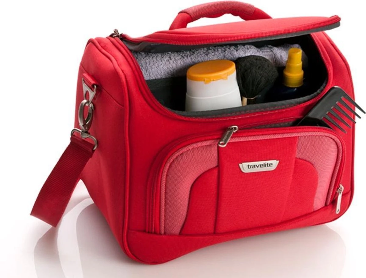 Travelite Orlando Beautycase Red 3 Travelite Orlando Beautycase Red