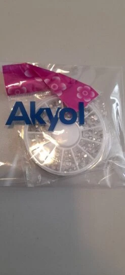 Doosje Rhinestone / Strass Nagel Steentjes - 5 Verschillende Maten Nail Art Diverse Kleuren / Strass Nagel Steentjes / Nagel Diamantjes / Nail Art 11 Doosje Rhinestone / Strass Nagel Steentjes - 5 Verschillende Maten Nail Art Diverse Kleuren / Strass Nagel Steentjes / Nagel Diamantjes / Nail Art -Cosmetische Kortingen Winkel 547x1200 8