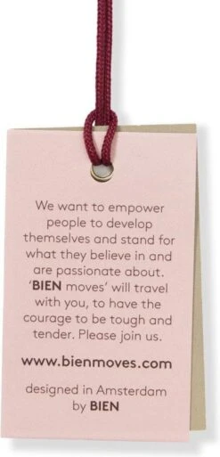 BIEN Moves - Leren Make-up Etui Bordeaux Rood - "cute Curious Crazy" Quote -Cosmetische Kortingen Winkel 578x1200 2