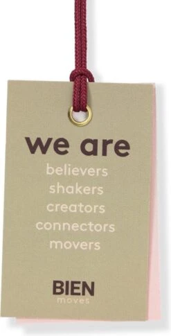 BIEN Moves - Leren Make-up Etui Bordeaux Rood - "cute Curious Crazy" Quote -Cosmetische Kortingen Winkel 611x1200 4