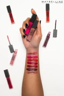 Maybelline Vivid Matte Liquid - 35 Rebel Red - Rood - Lippenstift -Cosmetische Kortingen Winkel 800x1200 15