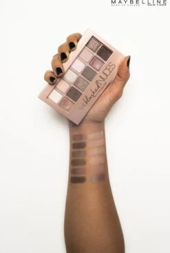 Maybelline The Blushed Nudes OogschaduwPalette - 12 Roze Nude Tinten -Cosmetische Kortingen Winkel 808x1200 15
