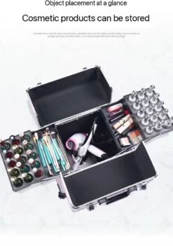 Make Up Koffer Zwart Met Lines Kleur | Beautycase 8 Wielen / Beautykoffer / Trolley Van Aluminium - Bekleed Zwart Fluweel - 8 Wielen - Kapper - Tattoo - Nagel - Visagie - Make-up - Cosmetica - Schmink - Beauty Case / Beauty Koffer -Cosmetische Kortingen Winkel 845x1200 1