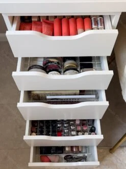 Jumanah® Collections - "Sorted" Large Lip Set - Make Up Organizer - Ladeverdeler - Lade Organizer - Transparant - Acryl - Kunststof - Ikea Alex 5 Ladeblok -Cosmetische Kortingen Winkel 893x1200 8