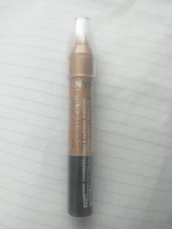 Nyc Cityproof 24hr Eyeshadow 620 Murray Hill Champagne