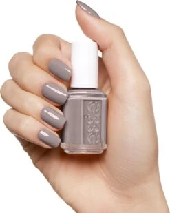 Essie® - Original - 77 Chinchilly - Grijs - Glanzende Nagellak - 13,5 Ml -Cosmetische Kortingen Winkel 958x1200 1
