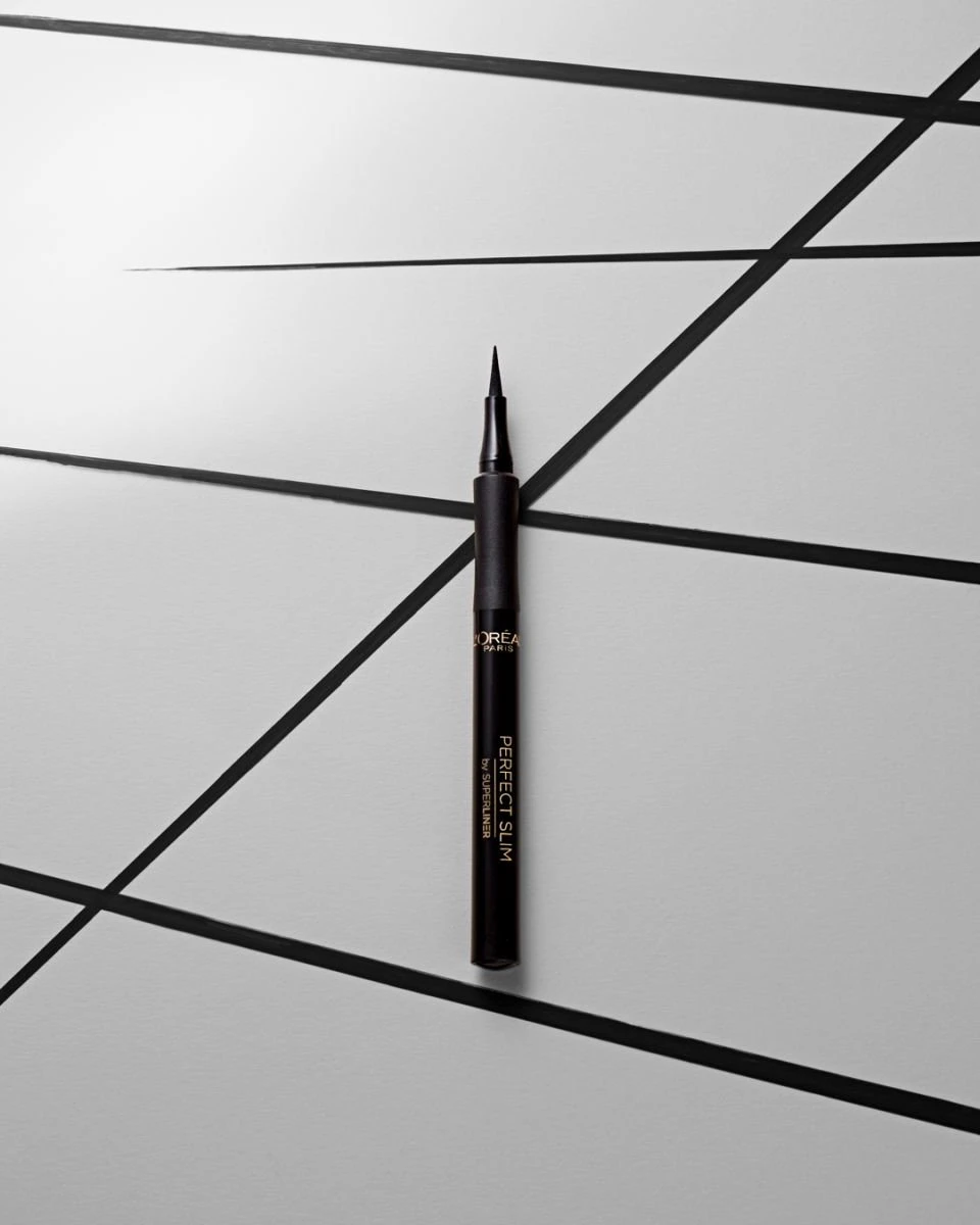 L'Oréal Paris Superliner Perfect Slim Eyeliner - Intense Black - Zwart 9 L'Oréal Paris Superliner Perfect Slim Eyeliner - Intense Black - Zwart - Afbeelding 7