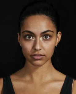 Maybelline Master Camo Correcting Pen Concealer - 40 Yellow -Cosmetische Kortingen Winkel 975x1200